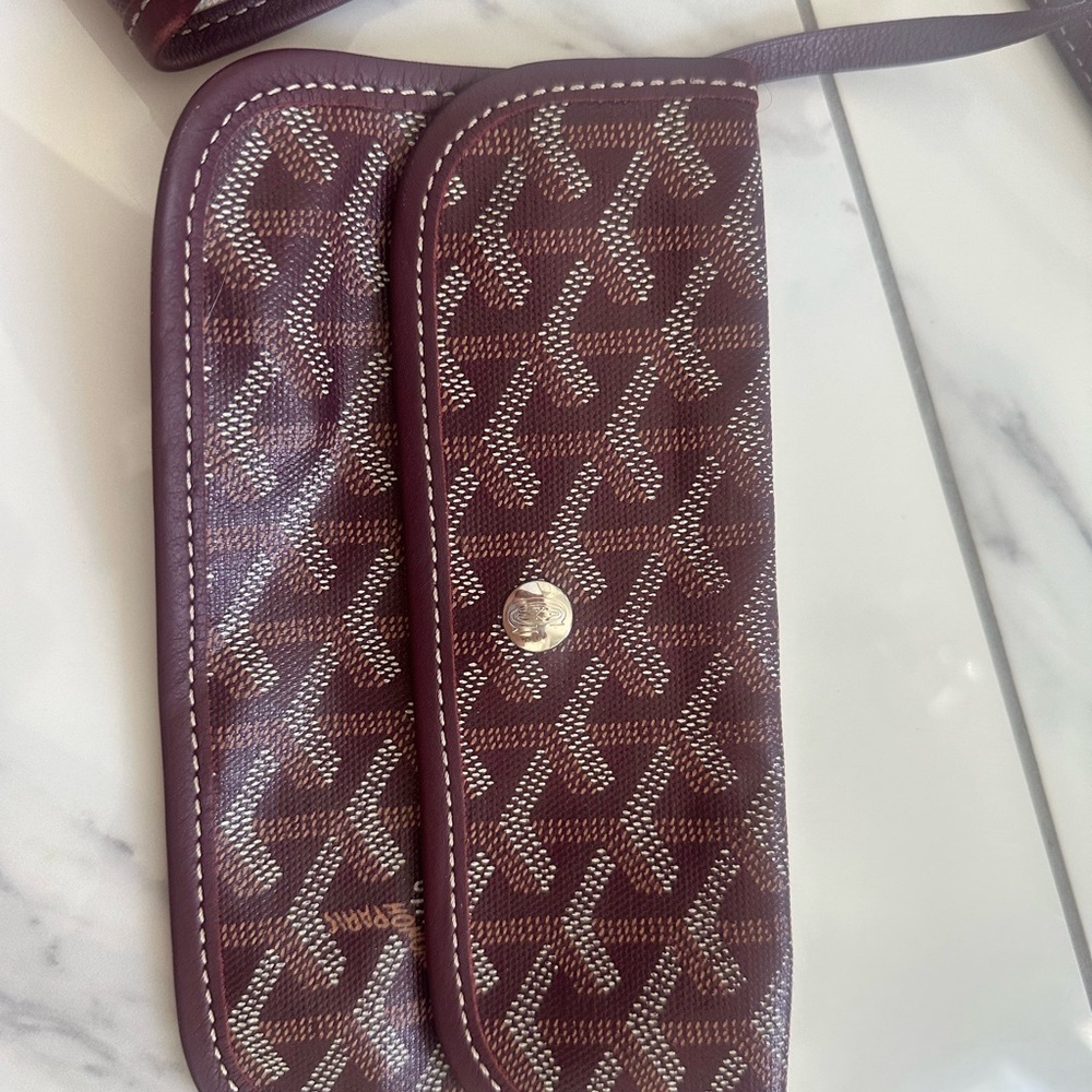 Authentic Goyard Burgundy Saint Louis GM bag. Very worn. - Picture 7 of 15